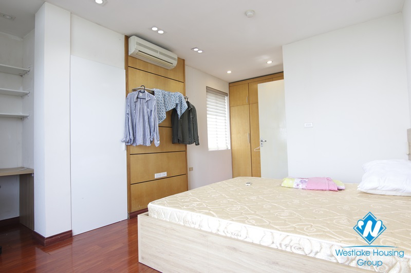 Bright 2-bedroom apartment with beautiful lakeview for rent on Kim Ma